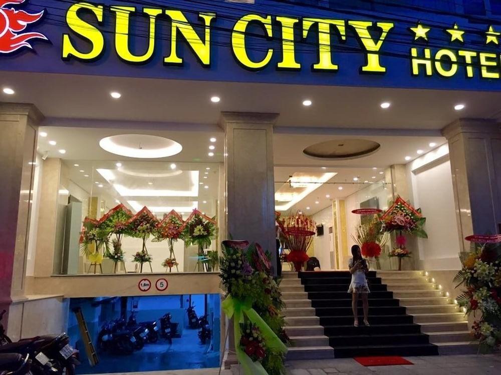 Sun City Hotel Nha Trang Exterior photo